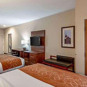 Queen Suite Two Queen Beds Non-Smoking